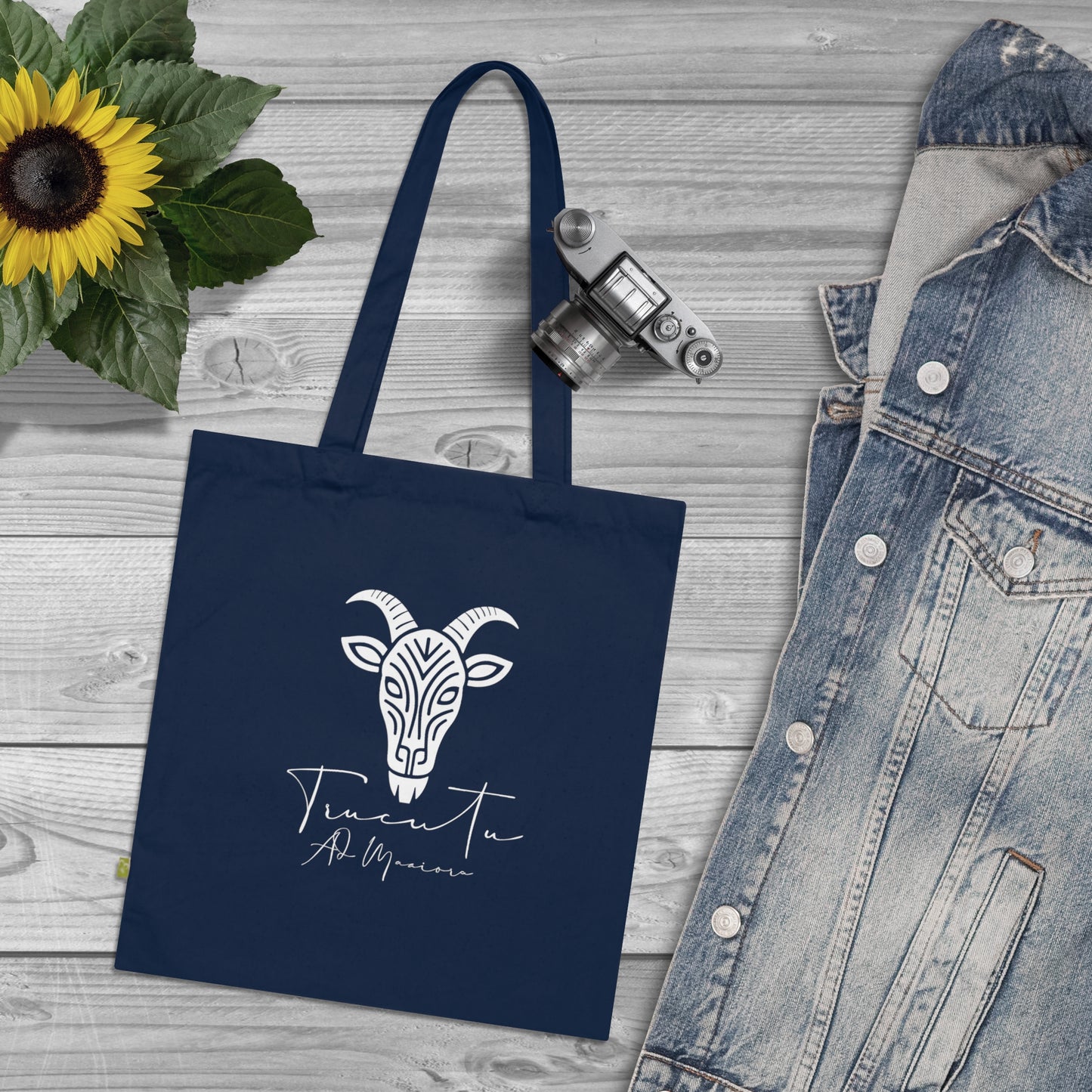 Borsa in Tela con Design Capra TRUCUTU – Stile Boho in Nero, Rosso e French Navy, Shopper Eco-Friendly, Idea Regalo per Amanti degli Animali e Moda Sostenibile