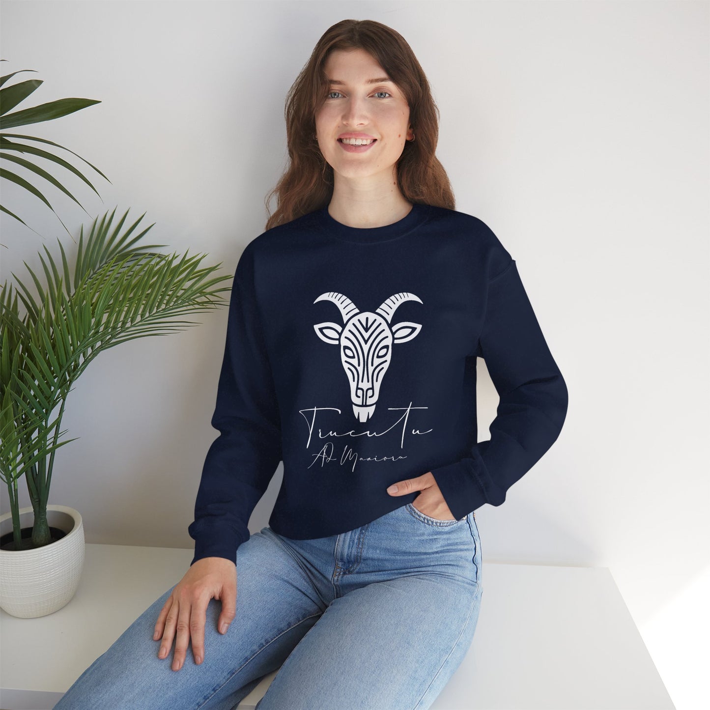 Felpa Unisex TRUCUTU con Simbolo della Capra – Stile Boho Festival | Regalo per Amanti della Natura | Morbida e Comoda