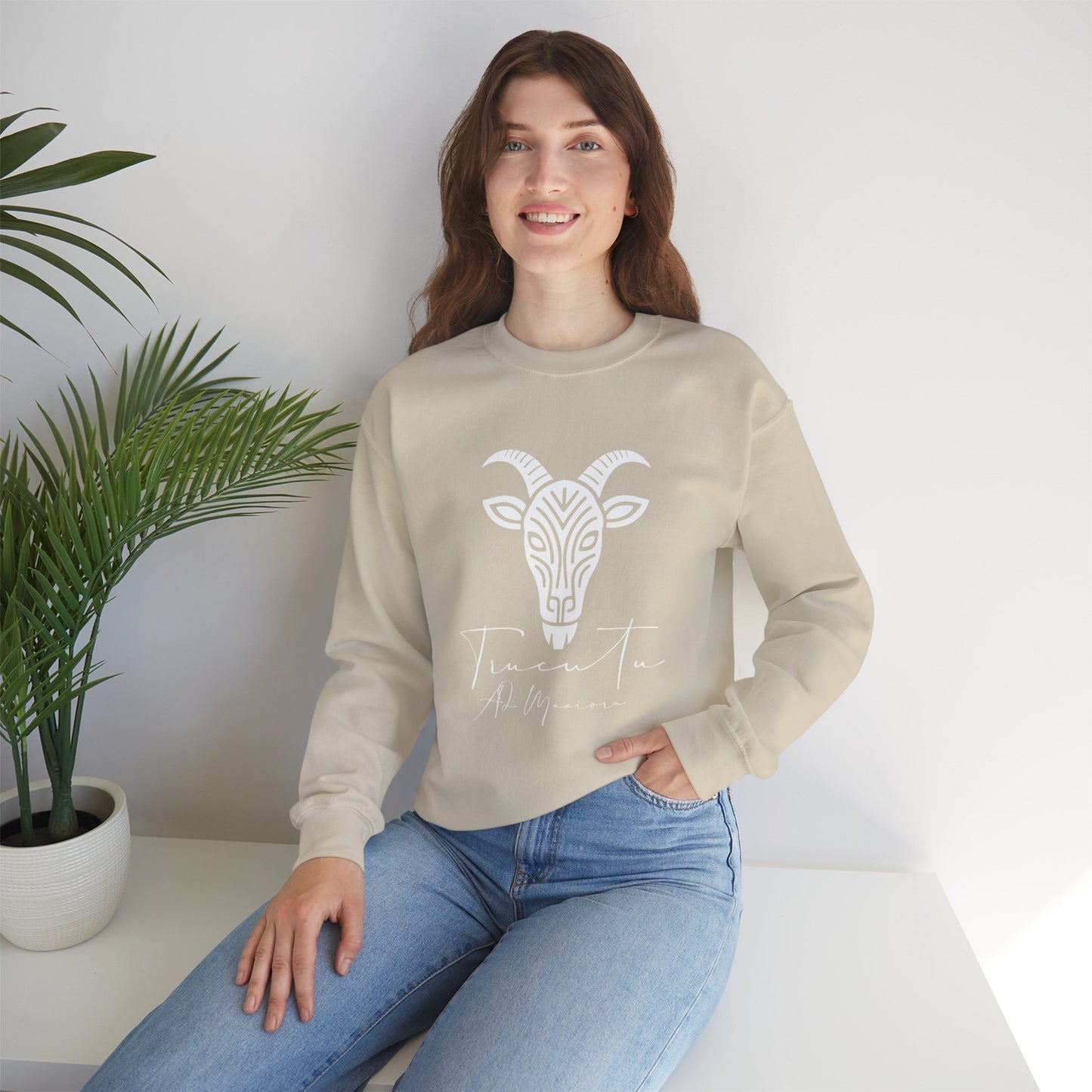 Felpa Unisex TRUCUTU con Simbolo della Capra – Stile Boho Festival | Regalo per Amanti della Natura | Morbida e Comoda