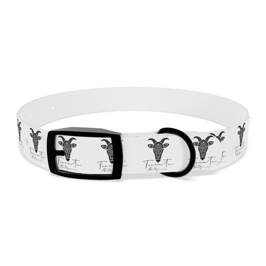 Collare Bianco per Cani con Logo Capra TRUCUTU – Accessorio Elegante e Regolabile, Idea Regalo per Amanti degli Animali, Perfetto per Eventi Speciali