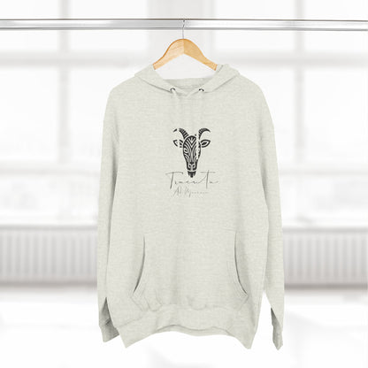 Felpa con Grafica Capra TRUCUTU – Calda in Pile, Design Animale Iconico, Regalo Perfetto per Amanti della Natura, Stile Ribelle ed Eco-Friendly
