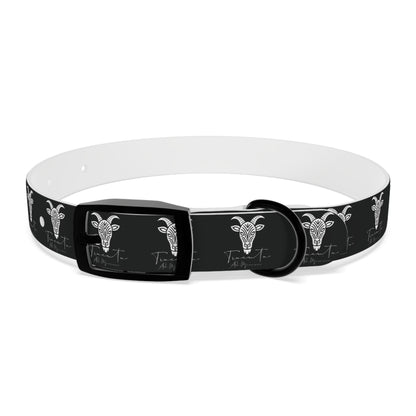 Collare Nero per Cani con Logo Capra TRUCUTU – Accessorio Regolabile di Tendenza, Idea Regalo per Amanti degli Animali, Perfetto per Festività e Occasioni Speciali