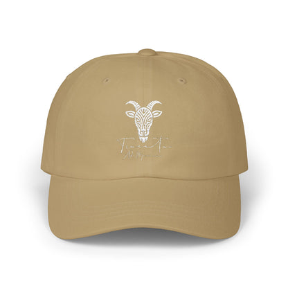TRUCUTU Classic Unisex Cap – White Adjustable Hat | All-Season Casual Style | Everyday Wear | Versatile Gift Idea