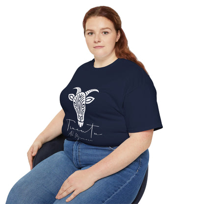 T-shirt Unisex Ultra Cotton TRUCUTU – Maglietta Ecologica e Comoda per Tutti i Giorni, Regalo Perfetto, Stile Casual e Vibrazioni Estive