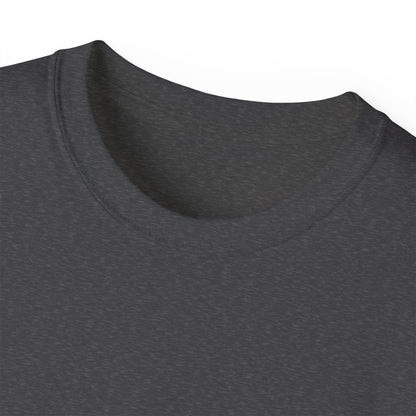 T-shirt Unisex Ultra Cotton TRUCUTU – Maglietta Ecologica e Comoda per Tutti i Giorni, Regalo Perfetto, Stile Casual e Vibrazioni Estive