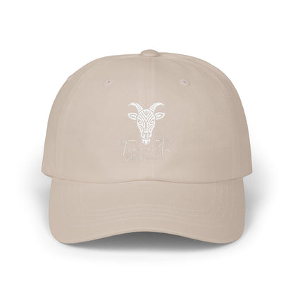 TRUCUTU Classic Unisex Cap – White Adjustable Hat | All-Season Casual Style | Everyday Wear | Versatile Gift Idea